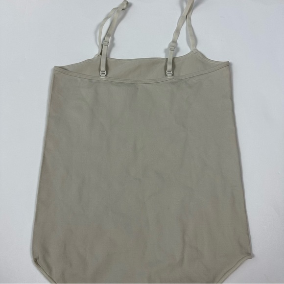 Skims Adjustable Bodysuit - Picture 3 of 6